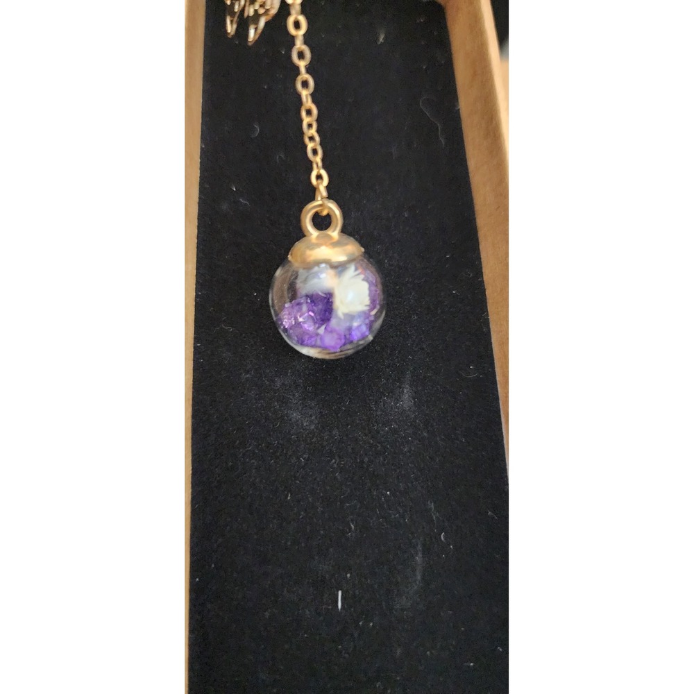 Jiazhenep Gold Feather Bookmark with Butterfly and Purple Dried Flower Glass Orb - Picture 4 of 6